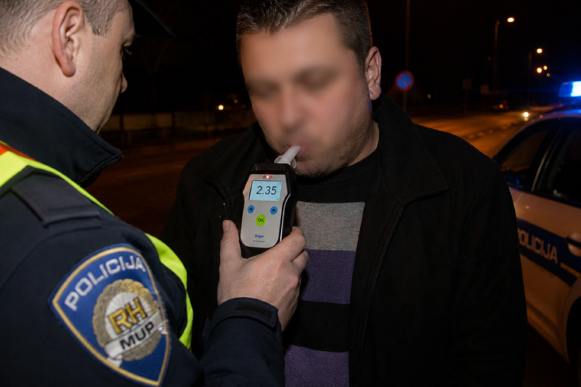 Pozor! U noći sa subote na nedjelju kreće prometna akcija kontrole alkoholiziranosti i kontrole vozača na droge